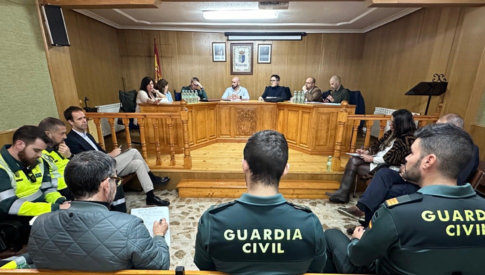 Junta Local de Seguridad de Hoyocasero por Mascarávila 